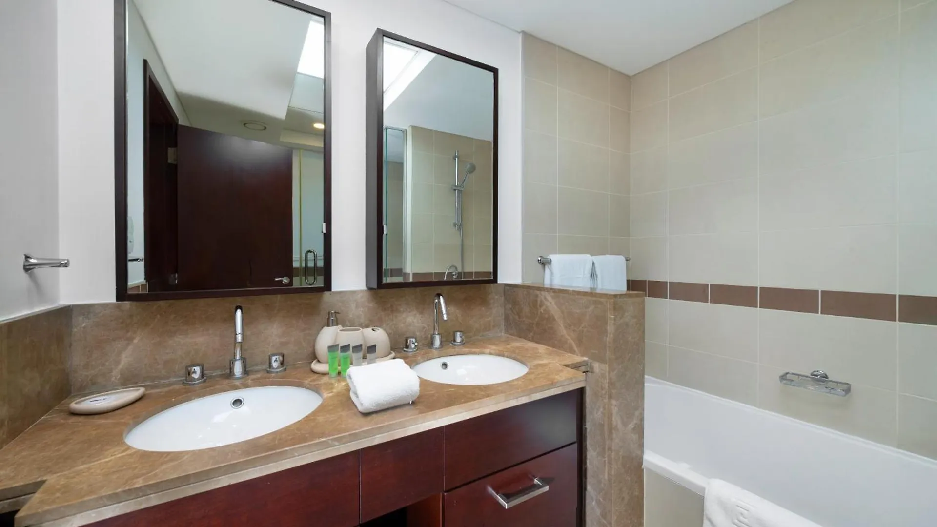 Appartement 1Br In 29 Boulevard Tower 2 Dubaï